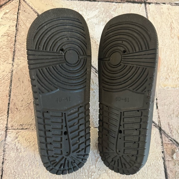 Meow Wolf Omega Mart Party Platter Slides Unisex Ready to Wear Slipper Sz 9.5 - Picture 9 of 13